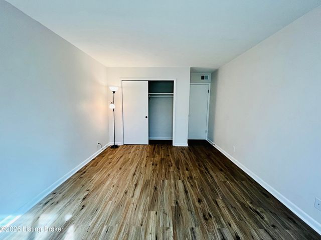 1935 Gardiner Ln APT F92, Louisville, KY 40205