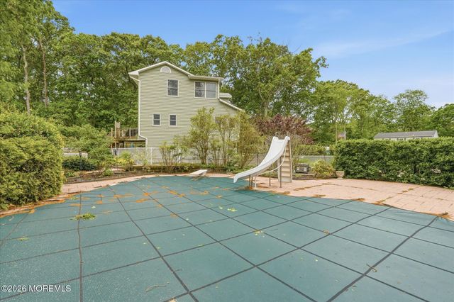 203 Thrush Court, Lanoka Harbor, NJ 08734