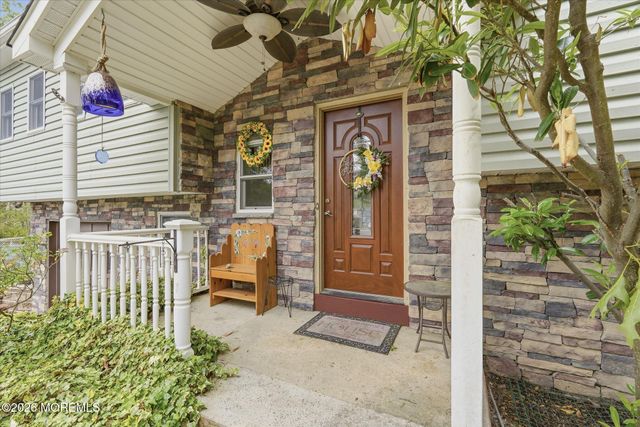 203 Thrush Court, Lanoka Harbor, NJ 08734