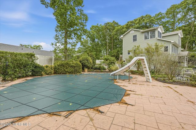 203 Thrush Court, Lanoka Harbor, NJ 08734
