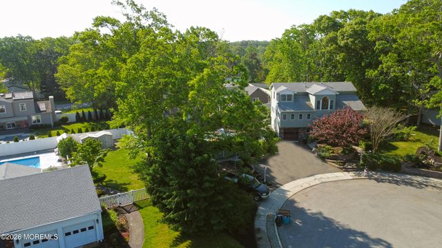 203 Thrush Court, Lanoka Harbor, NJ 08734