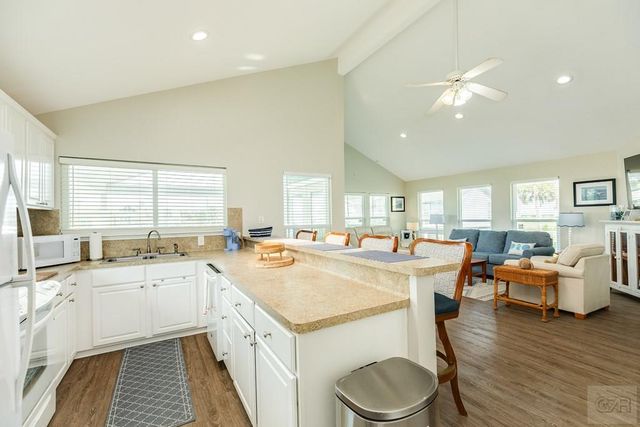 16906 Beachcomber Drive, Jamaica Beach, TX 77554