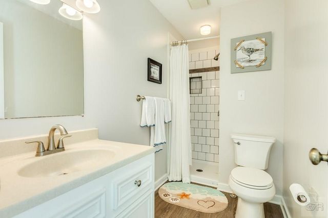 16906 Beachcomber Drive, Jamaica Beach, TX 77554