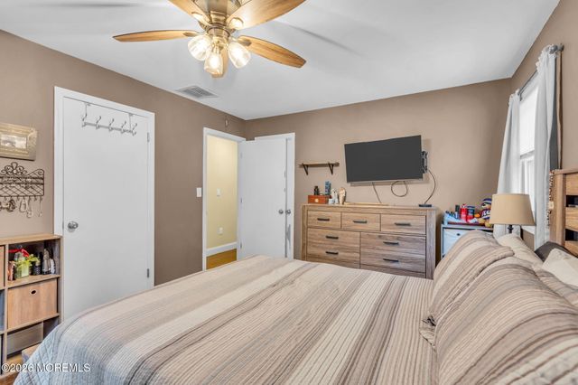 75 Bittern Lane, Bayville, NJ 08721