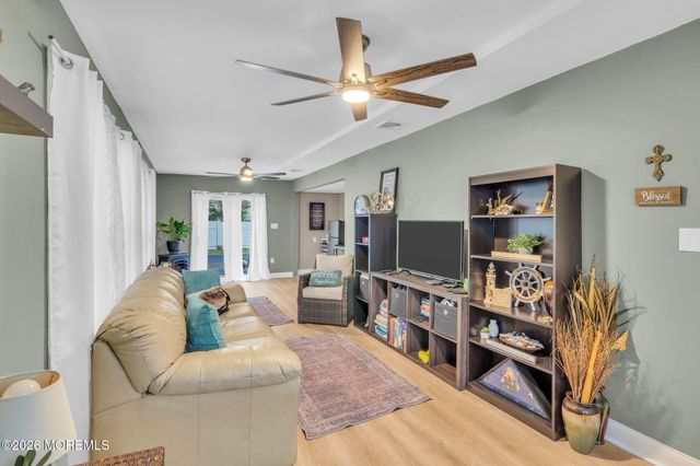 75 Bittern Lane, Bayville, NJ 08721