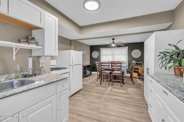 75 Bittern Lane, Bayville, NJ 08721
