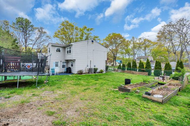 75 Bittern Lane, Bayville, NJ 08721