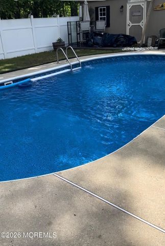 75 Bittern Lane, Bayville, NJ 08721