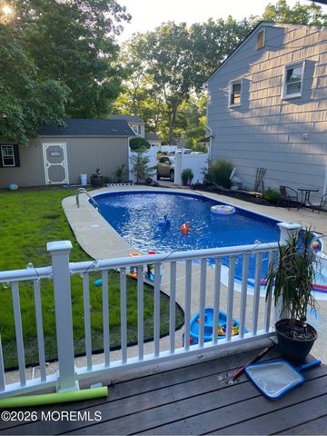 75 Bittern Lane, Bayville, NJ 08721