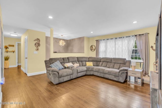 75 Bittern Lane, Bayville, NJ 08721