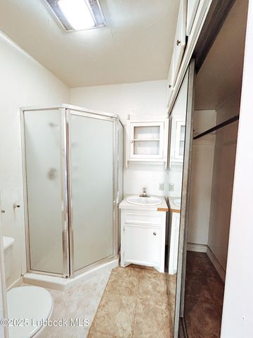 2406 32nd Street, Lubbock, TX 79411