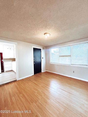 2406 32nd Street, Lubbock, TX 79411