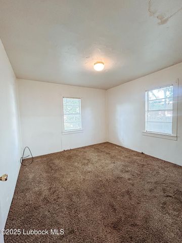 2406 32nd Street, Lubbock, TX 79411