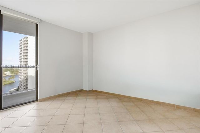 3731 N Country Club Dr 1421, Aventura, FL 33180