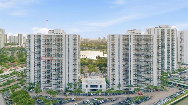 3731 N Country Club Dr 1421, Aventura, FL 33180