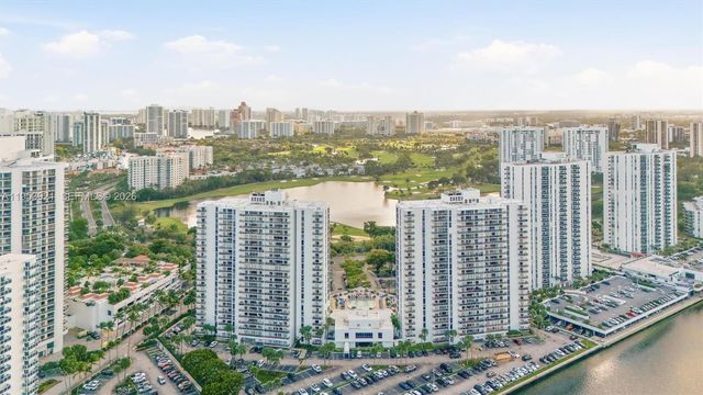 3731 N Country Club Dr 1421, Aventura, FL 33180