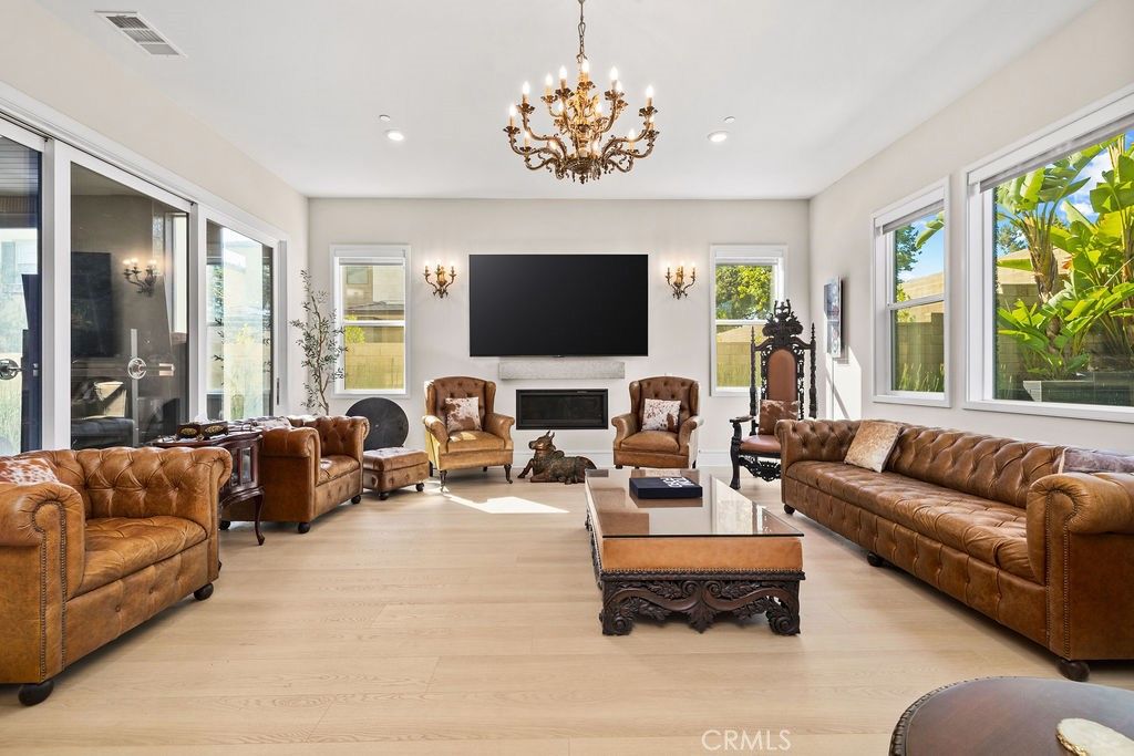 Image 18 of property listing at 102 Balance, Irvine, CA 92618