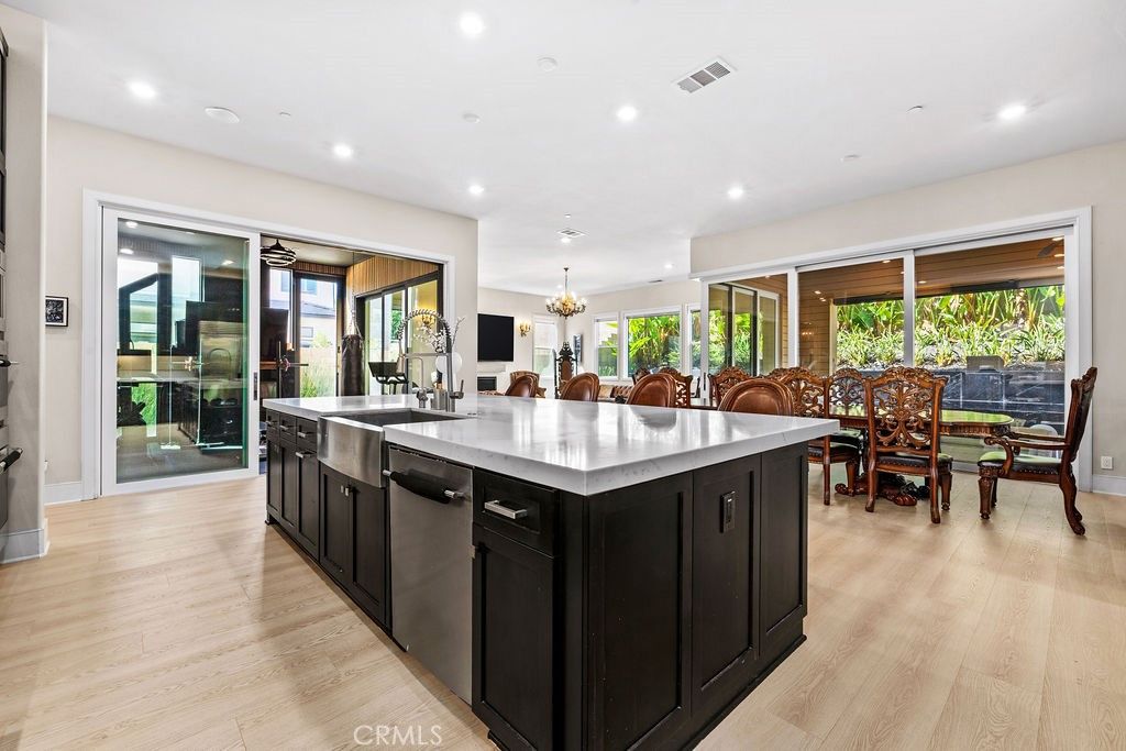 Image 21 of property listing at 102 Balance, Irvine, CA 92618