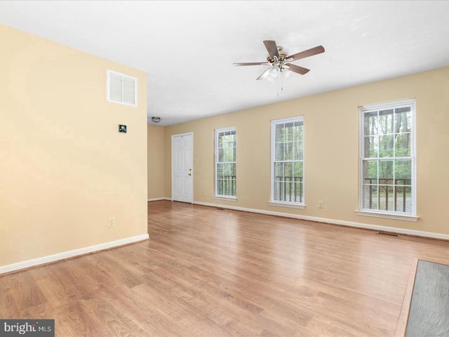 175 SCARLET TANAGER LN, Front Royal, VA 22630