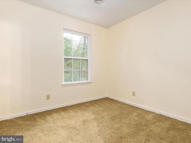 175 SCARLET TANAGER LN, Front Royal, VA 22630