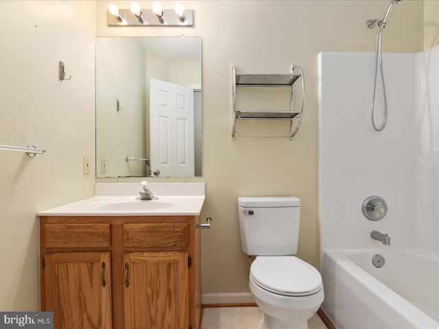 175 SCARLET TANAGER LN, Front Royal, VA 22630