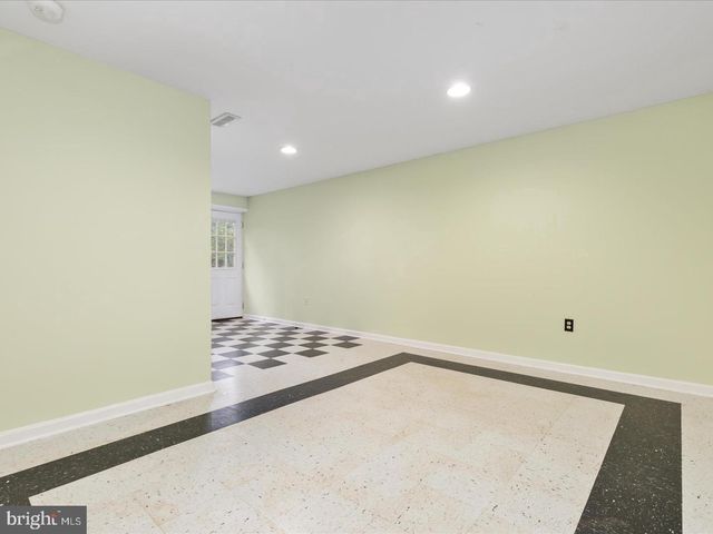 175 SCARLET TANAGER LN, Front Royal, VA 22630