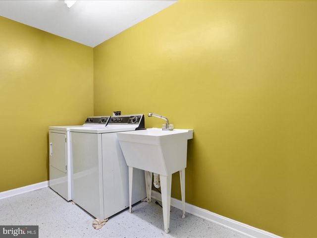 175 SCARLET TANAGER LN, Front Royal, VA 22630