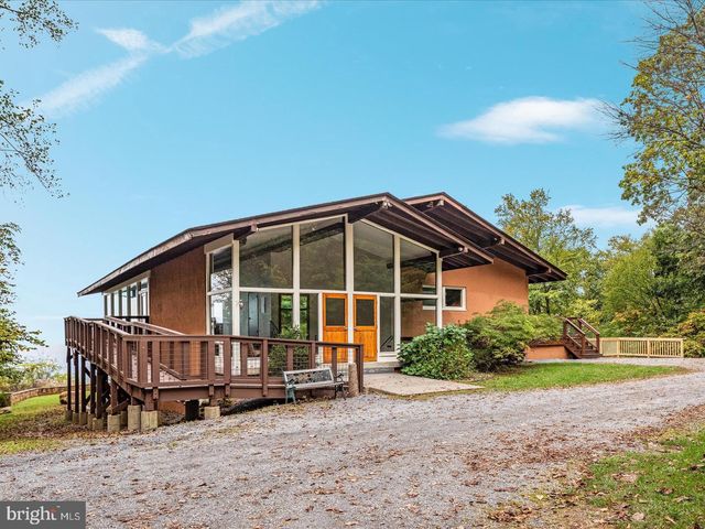 175 SCARLET TANAGER LN, Front Royal, VA 22630