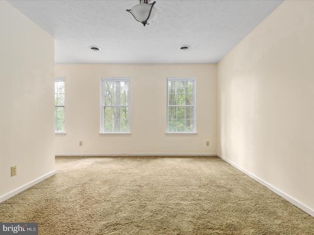 175 SCARLET TANAGER LN, Front Royal, VA 22630