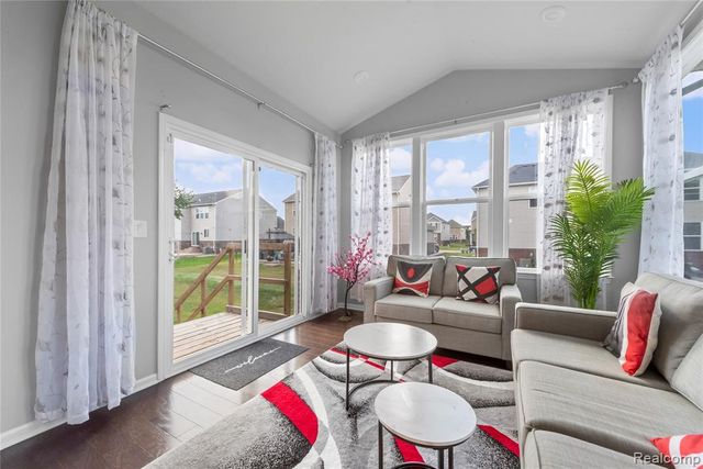 49477 Hummel Drive, Macomb, MI 48044