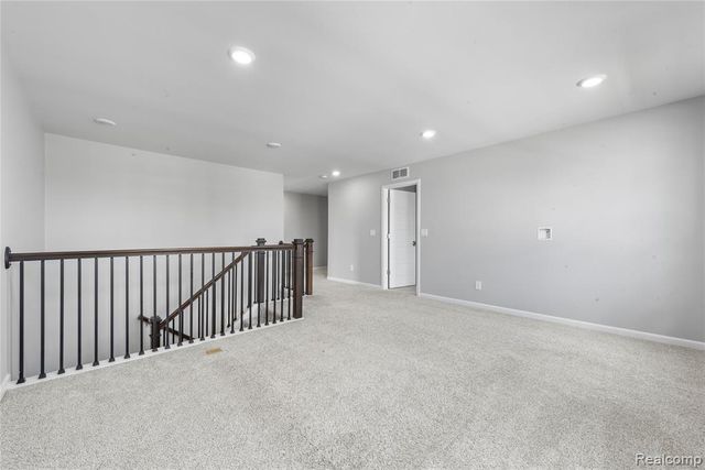 49477 Hummel Drive, Macomb, MI 48044