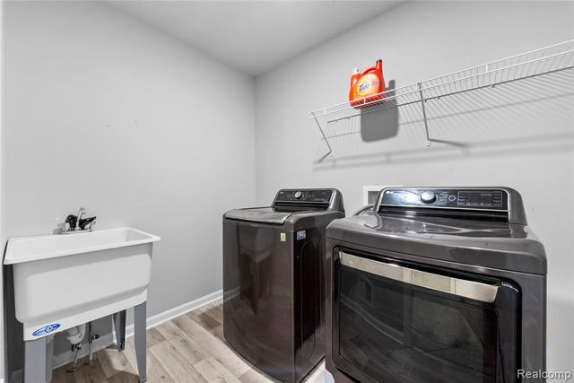 49477 Hummel Drive, Macomb, MI 48044