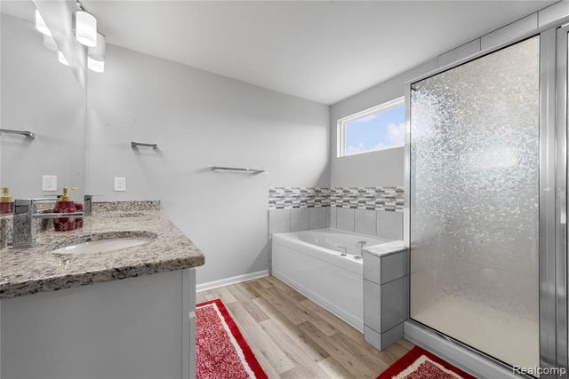 49477 Hummel Drive, Macomb, MI 48044