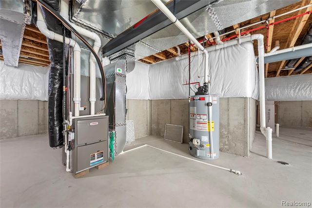 49477 Hummel Drive, Macomb, MI 48044