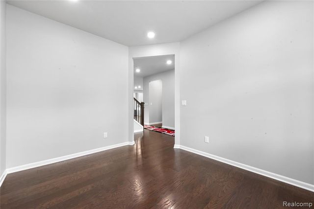 49477 Hummel Drive, Macomb, MI 48044