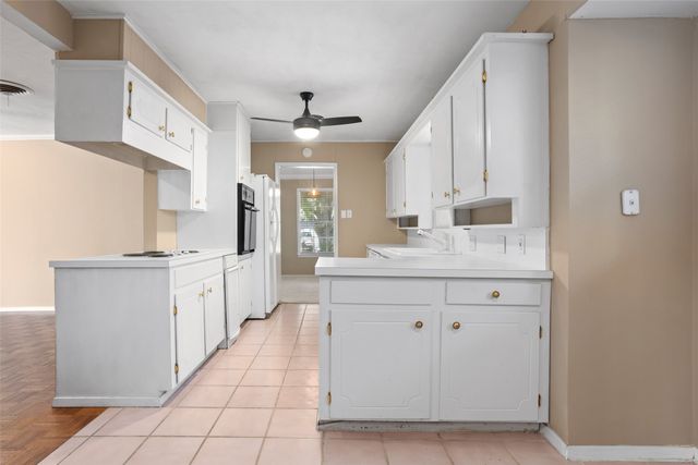 6948 Valhalla Road, Fort Worth, TX 76116