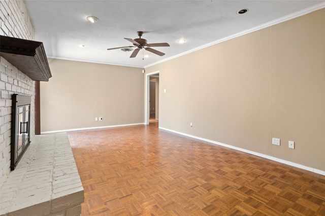 6948 Valhalla Road, Fort Worth, TX 76116