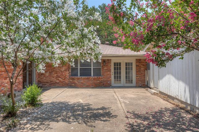 6948 Valhalla Road, Fort Worth, TX 76116