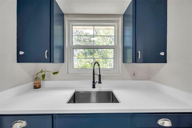 1665 LAURA STREET, Clearwater, FL 33755