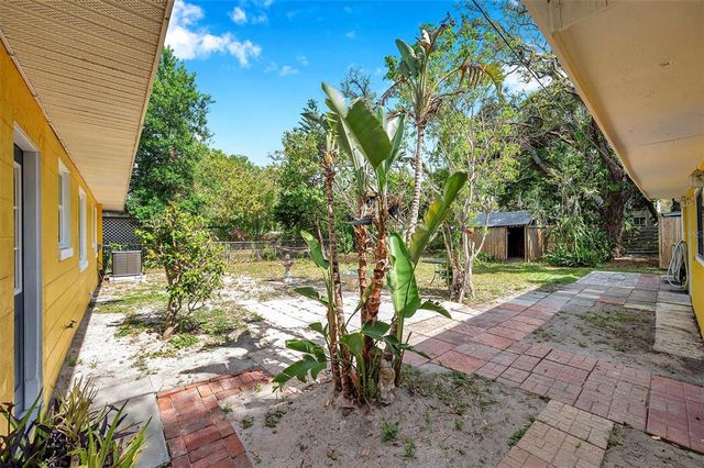1665 LAURA STREET, Clearwater, FL 33755