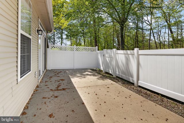 1 WARWICK RD, Princeton Junction, NJ 08550