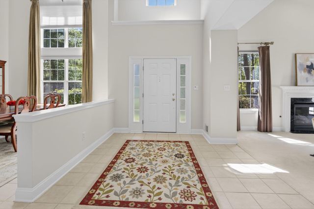 1 WARWICK RD, Princeton Junction, NJ 08550