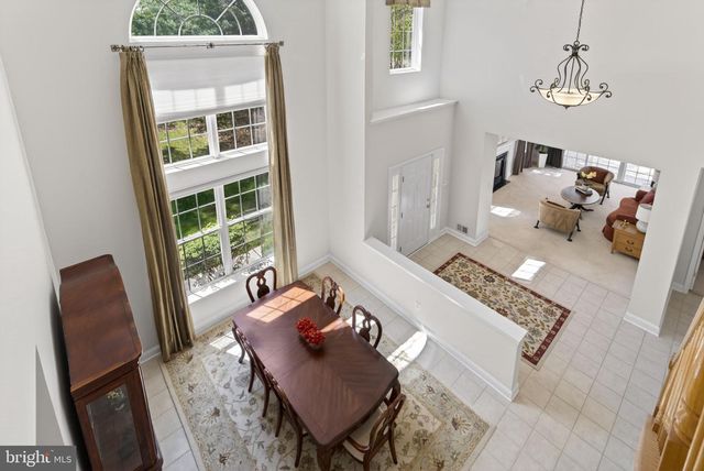 1 WARWICK RD, Princeton Junction, NJ 08550