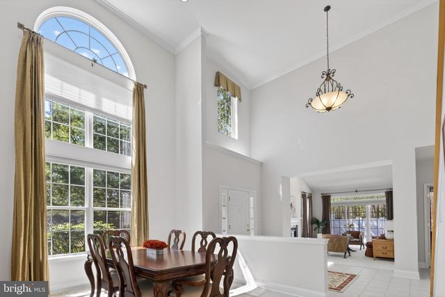 1 WARWICK RD, Princeton Junction, NJ 08550