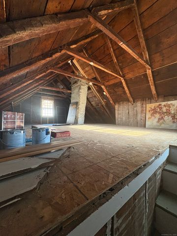 7 Coit Street 2, New London, CT 06320