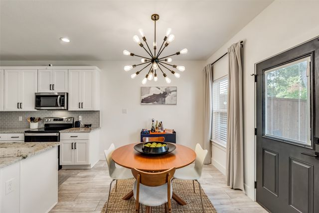 3001 Fernwood Avenue, Dallas, TX 75216