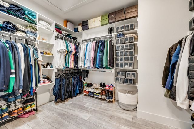 3001 Fernwood Avenue, Dallas, TX 75216