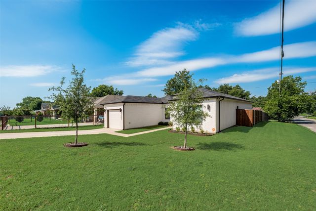 3001 Fernwood Avenue, Dallas, TX 75216