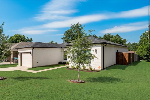 3001 Fernwood Avenue, Dallas, TX 75216