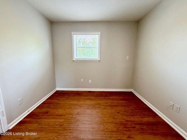 3705 Briarbridge Ln 4, Louisville, KY 40218